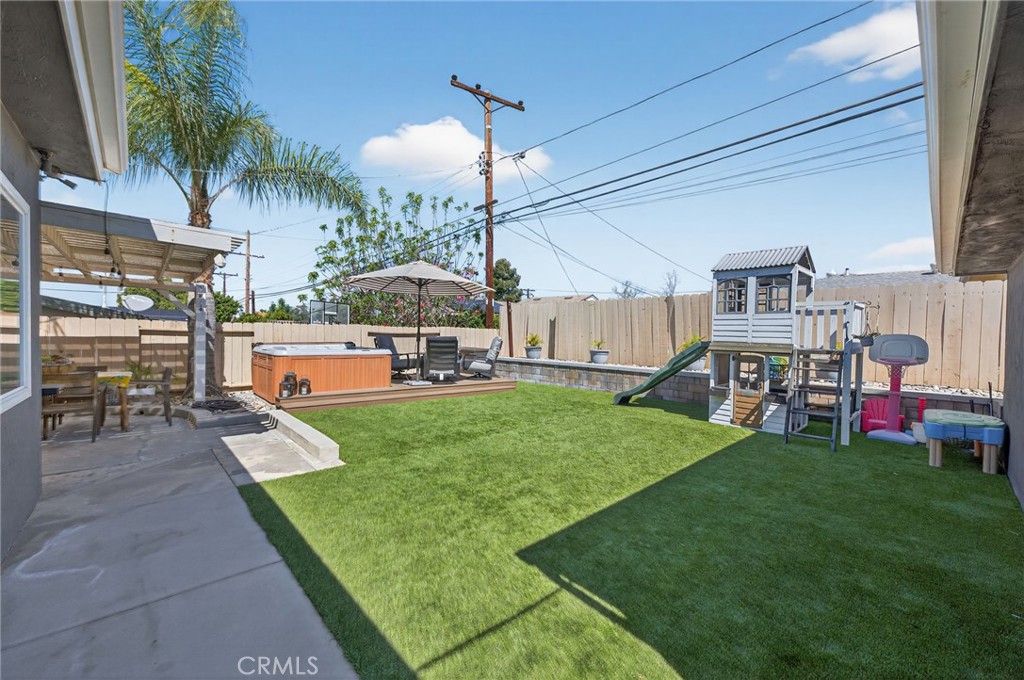 5722 Waring Road San Diego, CA 92120 - Photo 37 of 43