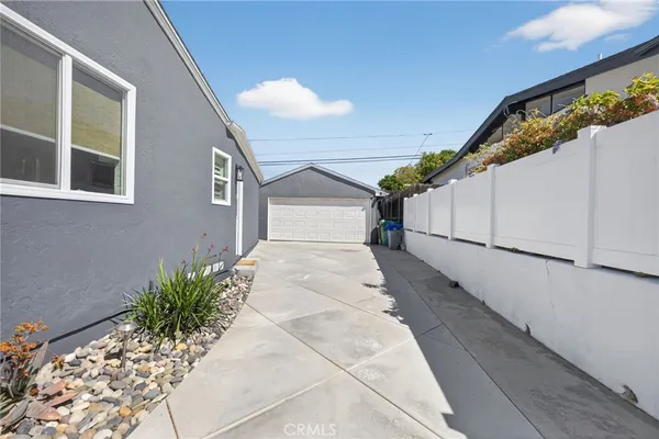 $1,149,900 | 5722 Waring Road, San Diego, CA 92120