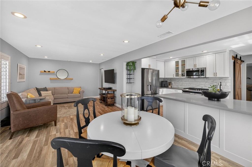 5722 Waring Road San Diego, CA 92120 - Photo 10 of 43