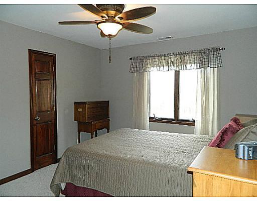 9065 Knouff Road Piqua, OH 45356 - Photo 13 of 24