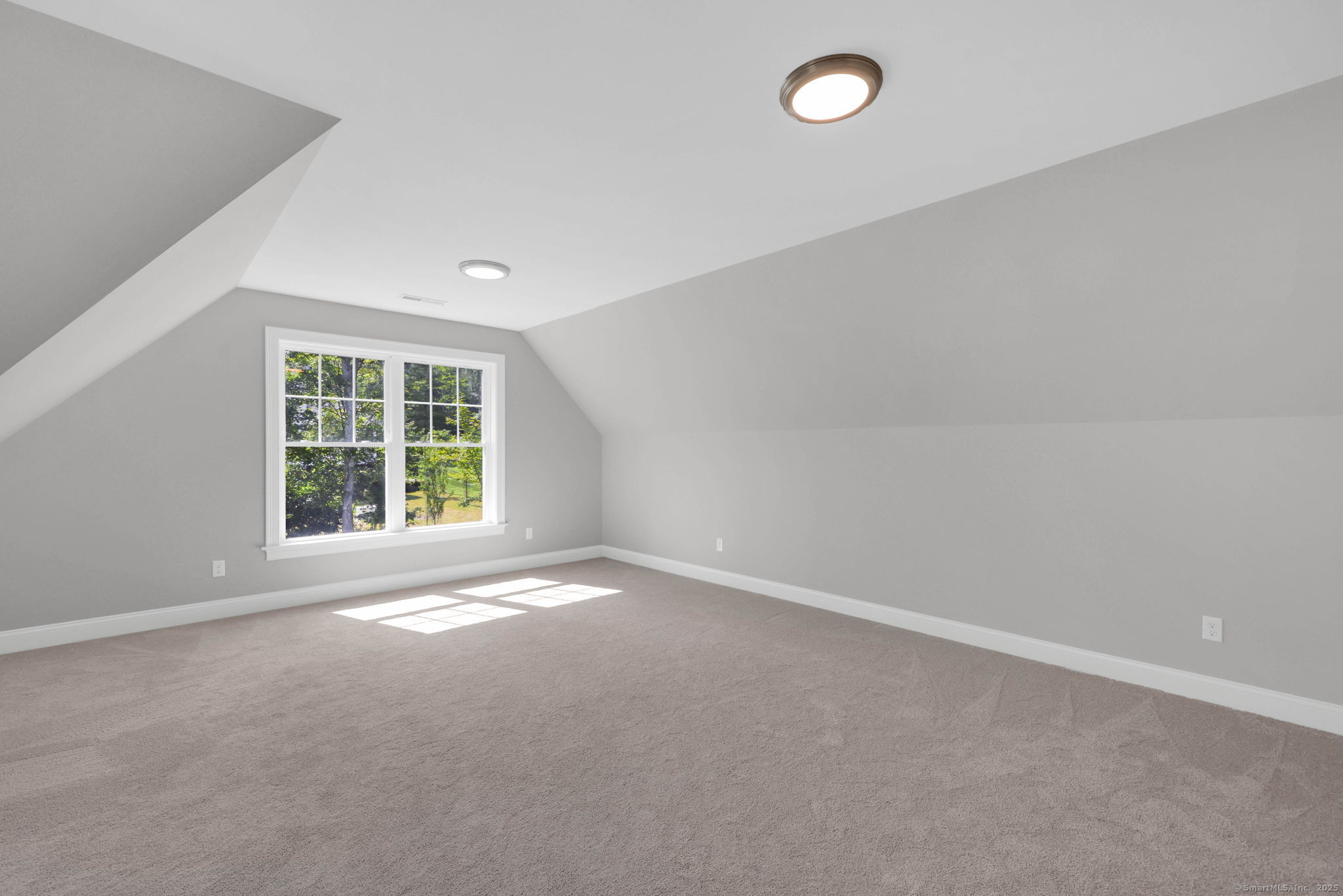 43 Wyllys Farm Road Storrs Mansfield, CT 06268 - Photo 34 of 40 an empty room with a window