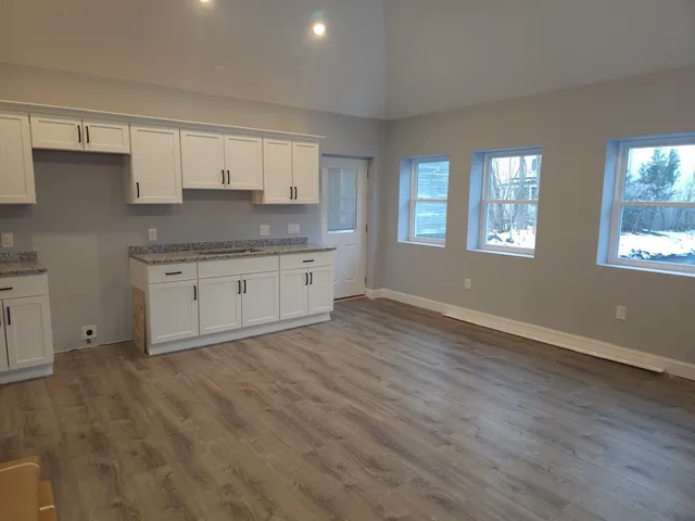 $2,200 | 32 West Street, Unit 3, Middleboro, MA 02346