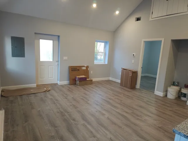 $2,200 | 32 West Street, Unit 3, Middleboro, MA 02346