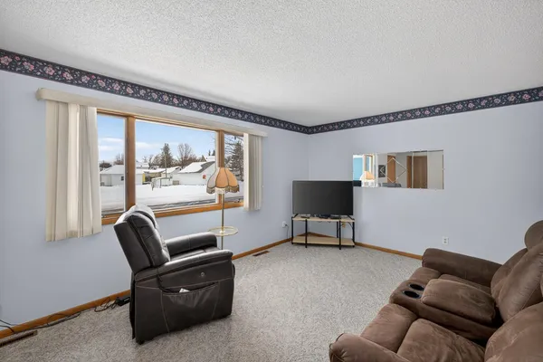 $239,900 | 10 6th Street Southeast, Chatfield, MN 55923