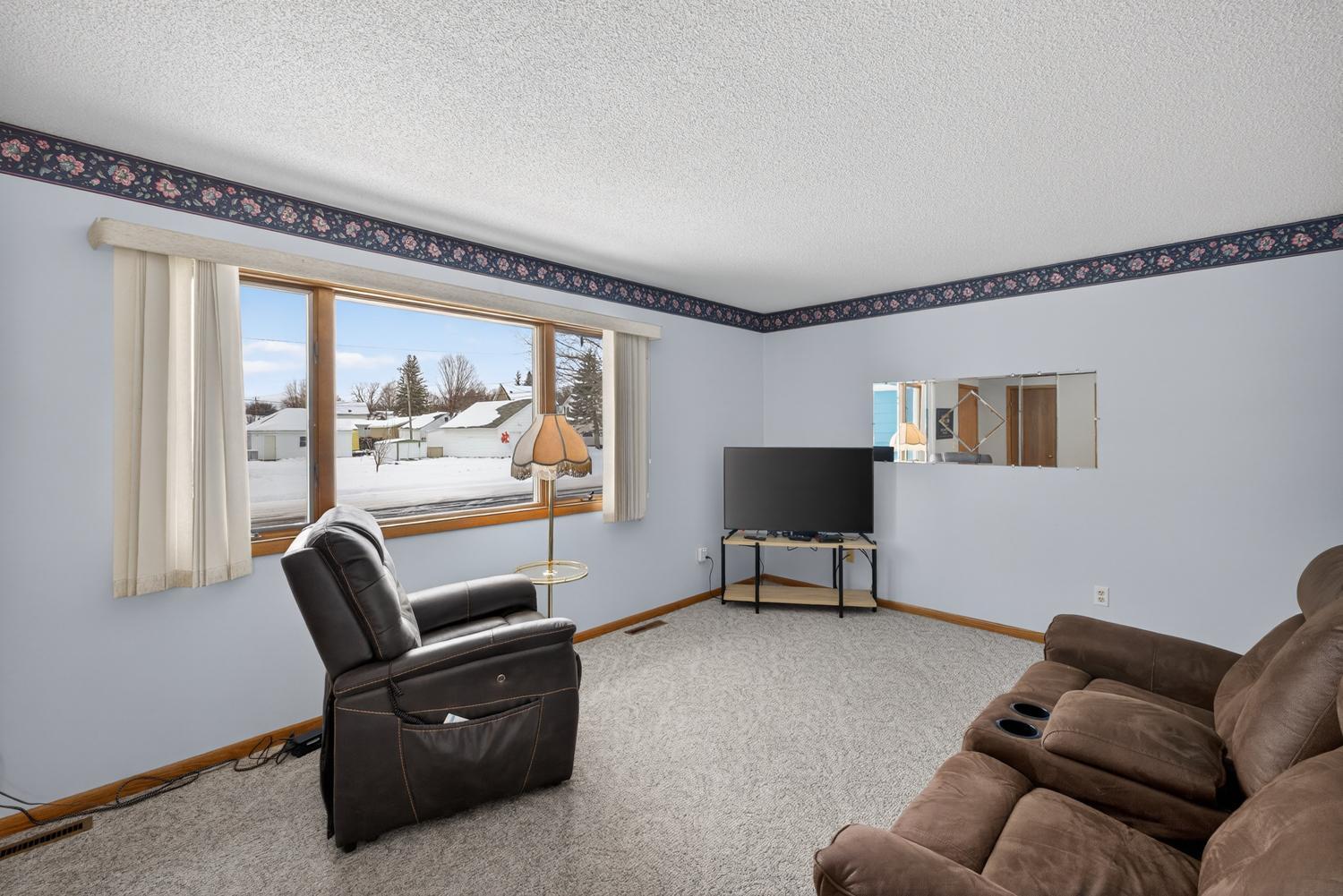 10 6th Street Southeast Chatfield, MN 55923 - Photo 8 of 30