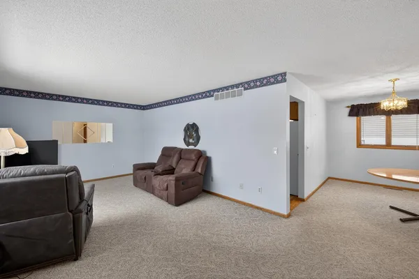 $239,900 | 10 6th Street Southeast, Chatfield, MN 55923