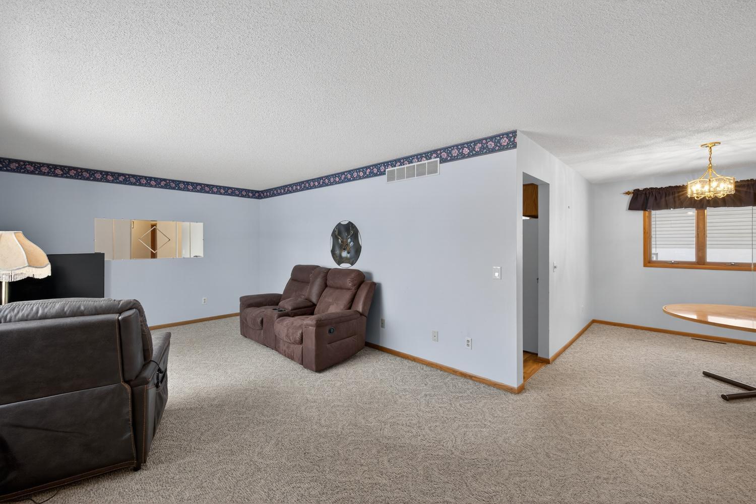 10 6th Street Southeast Chatfield, MN 55923 - Photo 9 of 34