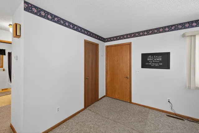 $249,900 | 10 6th Street Southeast, Chatfield, MN 55923