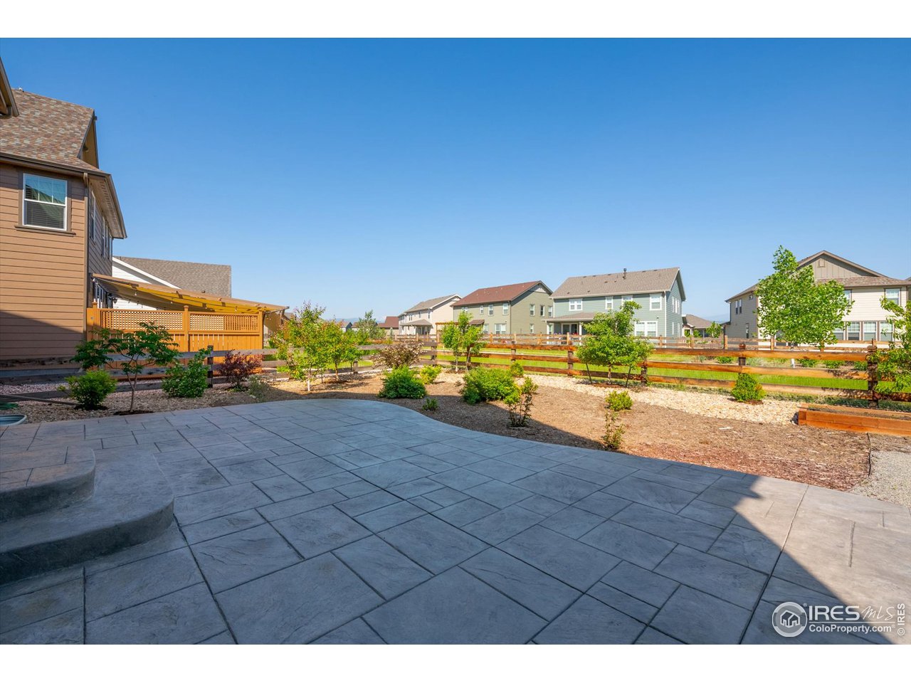 2159 Summerlin Lane Longmont, CO 80503 - Photo 35 of 37 a view of a city street