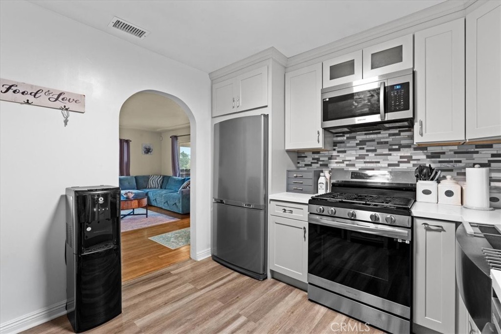 11661 Valverda Avenue Riverside, CA 92505 - Photo 11 of 37