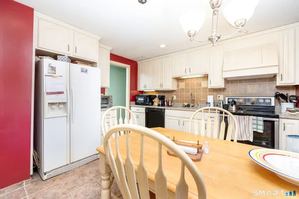 $350,000 | 94 Treble Road, Bristol, CT 06010