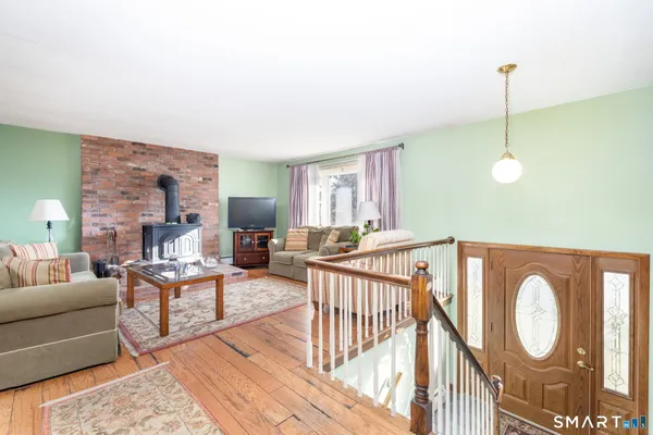 $350,000 | 94 Treble Road, Bristol, CT 06010