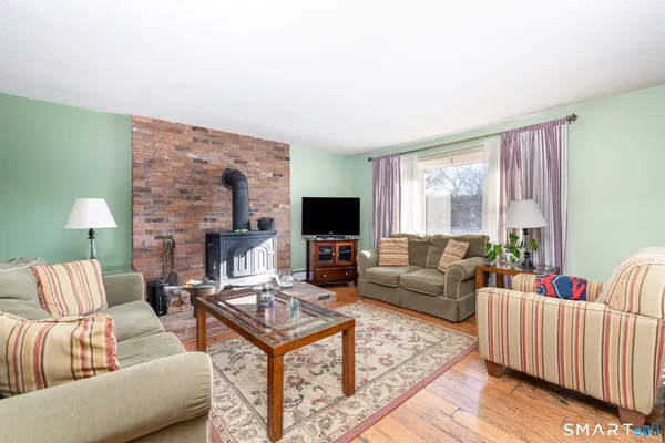 $350,000 | 94 Treble Road, Bristol, CT 06010