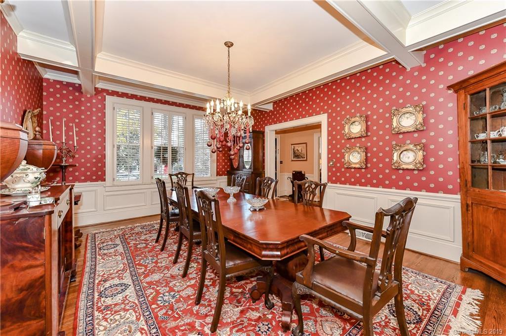1607 Brandon Road Charlotte, NC 28207 - Photo 8 of 36 Gallery Image 8