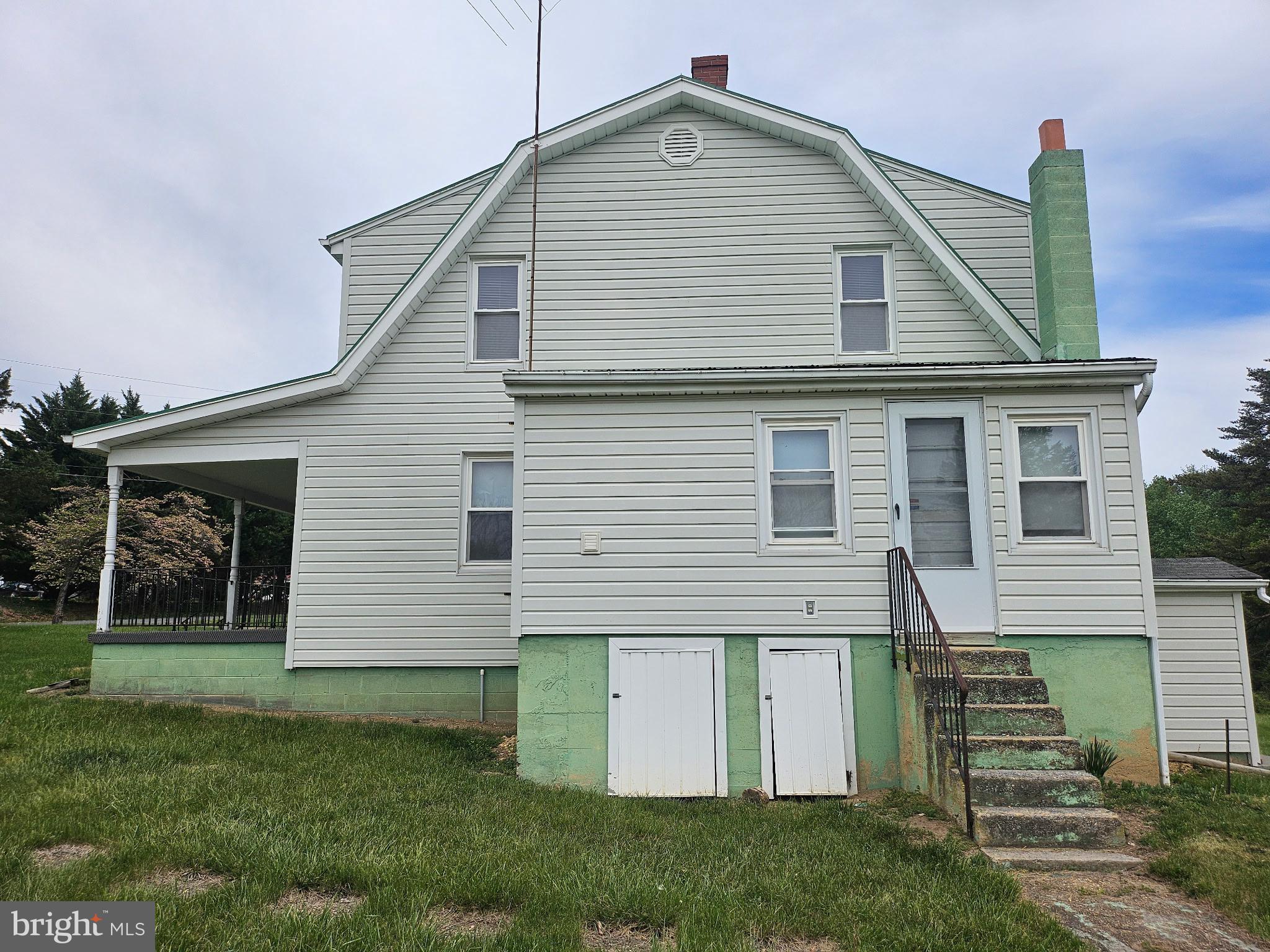 153 Rocky Ford Road Clear Brook, VA 22624 - Photo 2 of 22 Right Side View