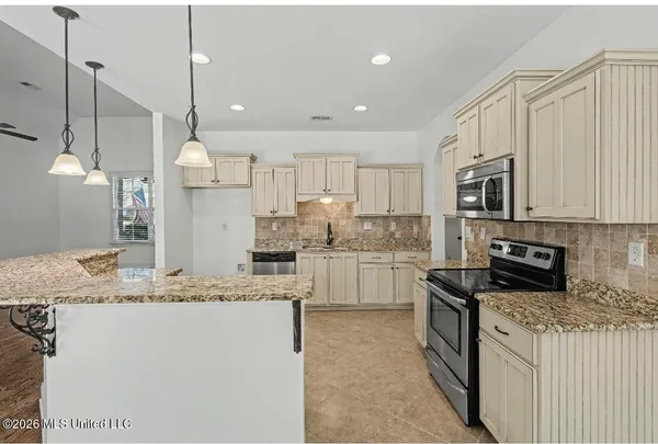 $369,000 | 604 Rowan Oak Place, Hernando, MS 38632