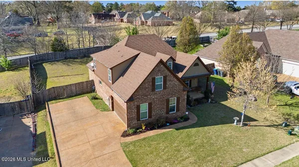 $369,000 | 604 Rowan Oak Place, Hernando, MS 38632