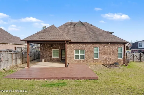 $369,000 | 604 Rowan Oak Place, Hernando, MS 38632