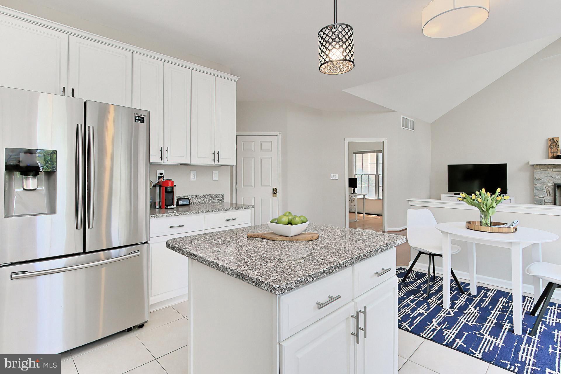 10852 Grovehampton Court Reston, VA 20194 - Photo 13 of 46 Gallery Image 13