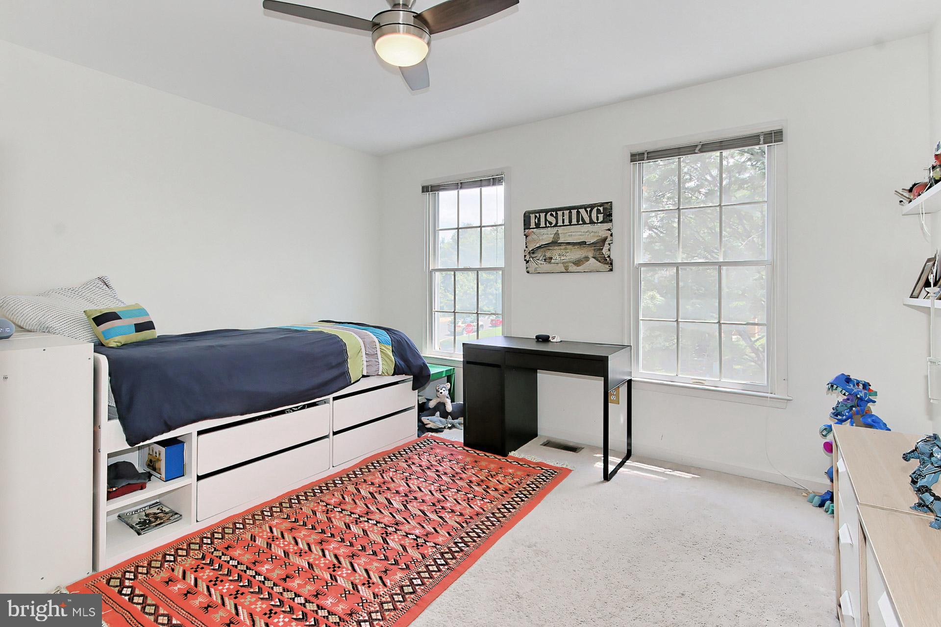 10852 Grovehampton Court Reston, VA 20194 - Photo 29 of 46 Gallery Image 29