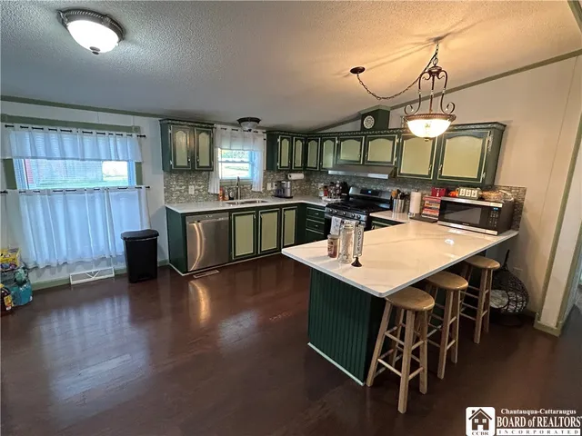 $199,900 | 8436 South Hill Road, Villenova, NY 14138