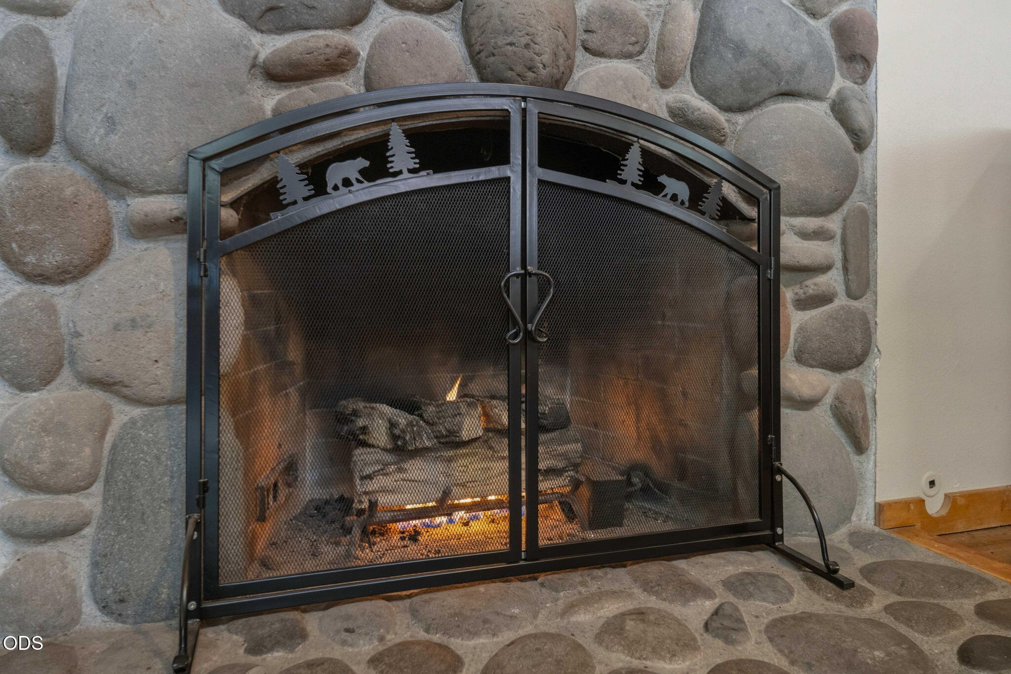 57499 Circle 4 Cabin Road, Unit 26 Sunriver, OR 97707 - Photo 14 of 44