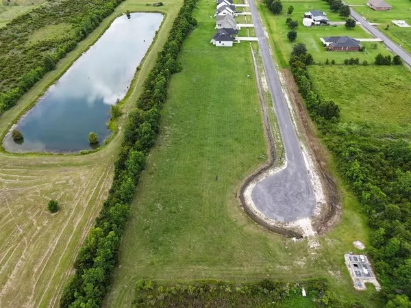 $35,500 | 9 Oaks Dr Lake, Lake Charles, LA 70607