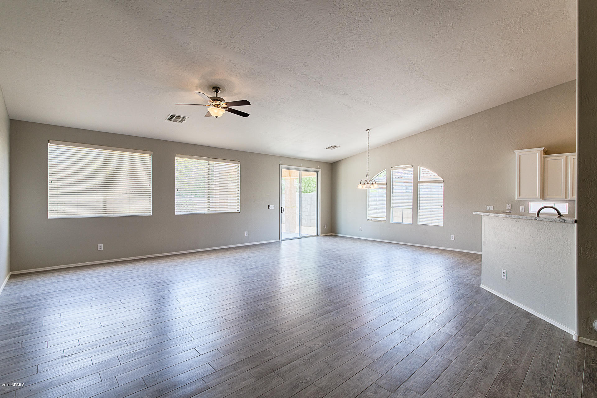 2034 West Carson Road Phoenix, AZ 85041 - Photo 2 of 35 ChaseCapture-2