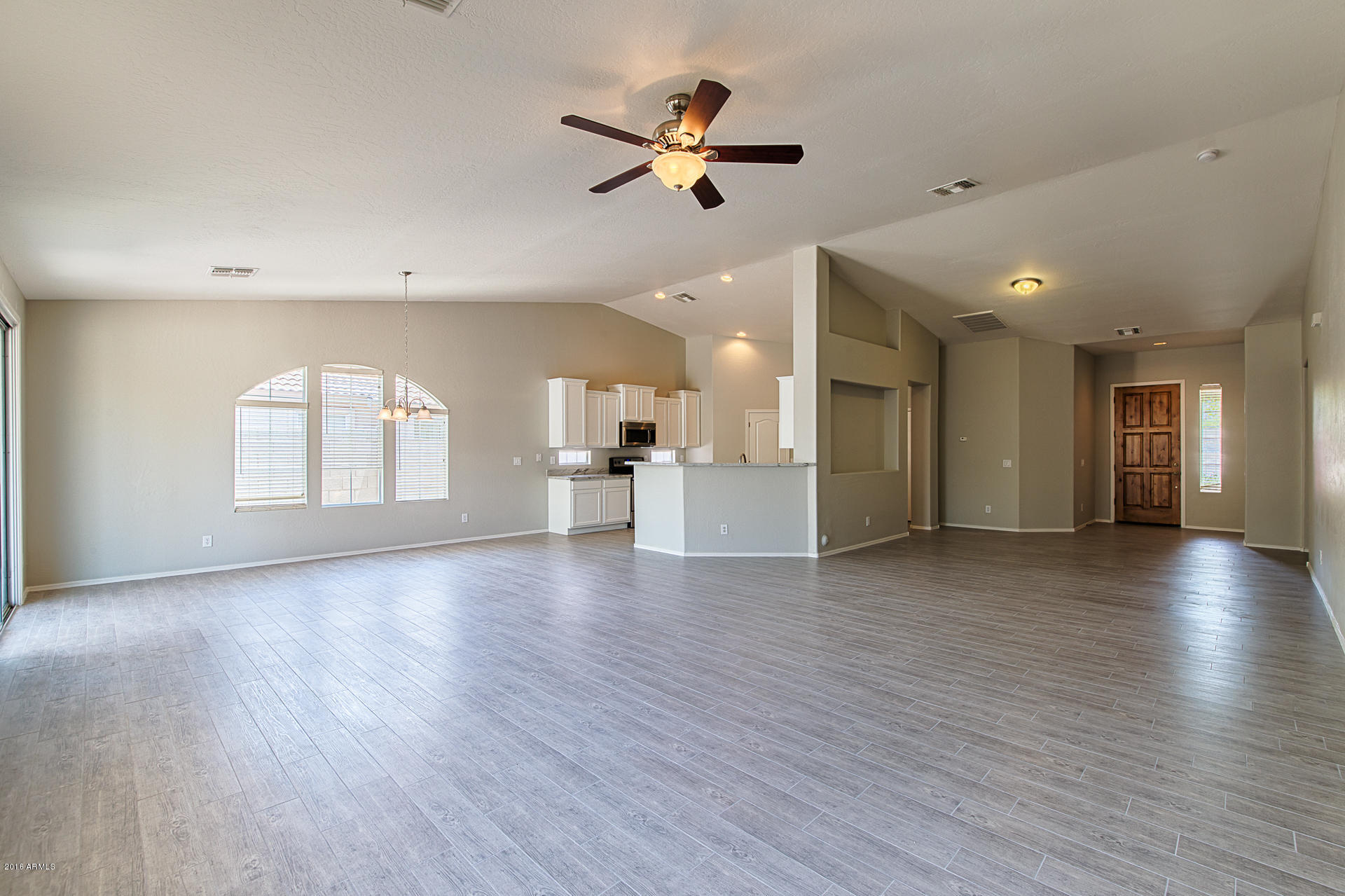 2034 West Carson Road Phoenix, AZ 85041 - Photo 3 of 35 ChaseCapture-3