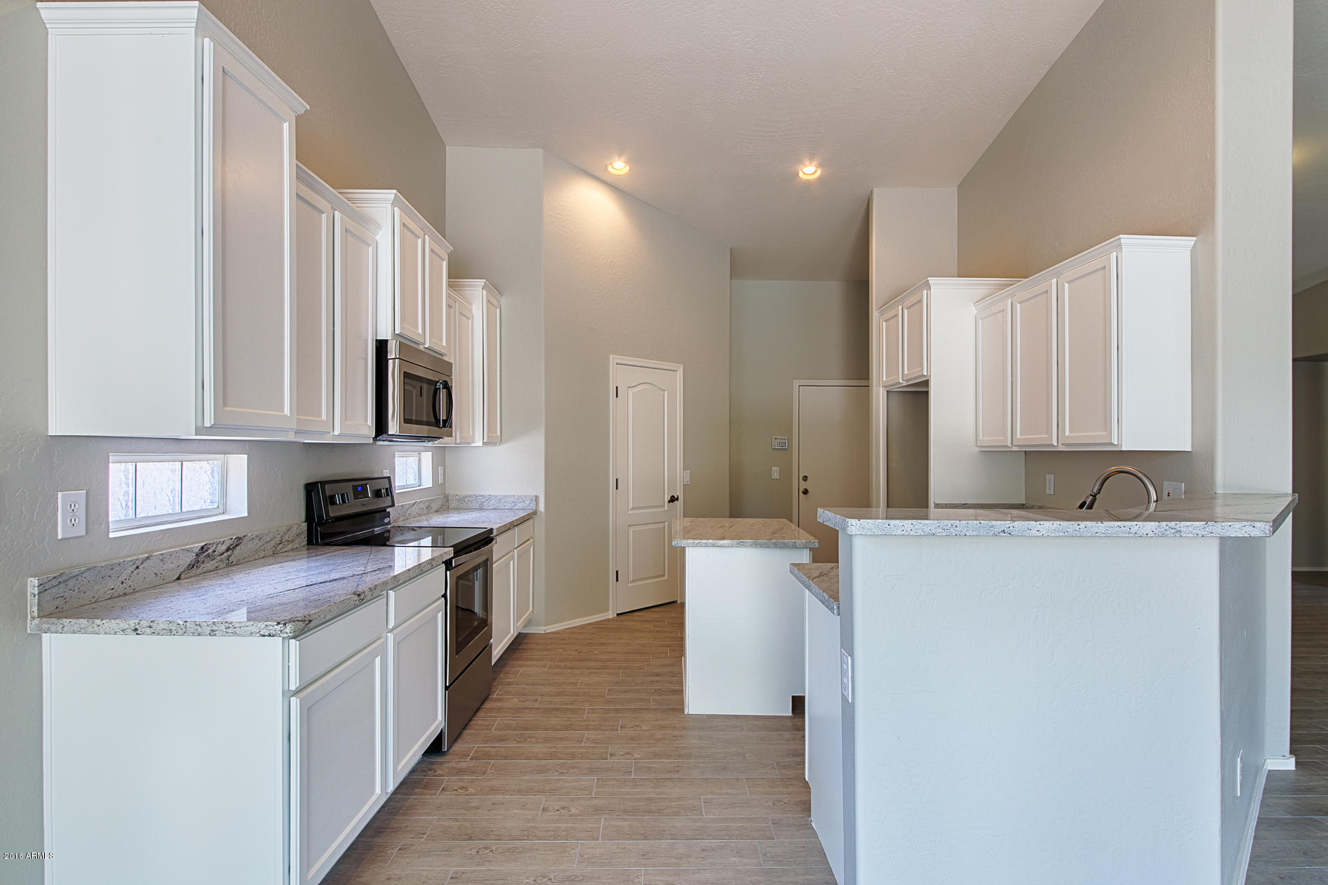 2034 West Carson Road Phoenix, AZ 85041 - Photo 5 of 35 ChaseCapture-5