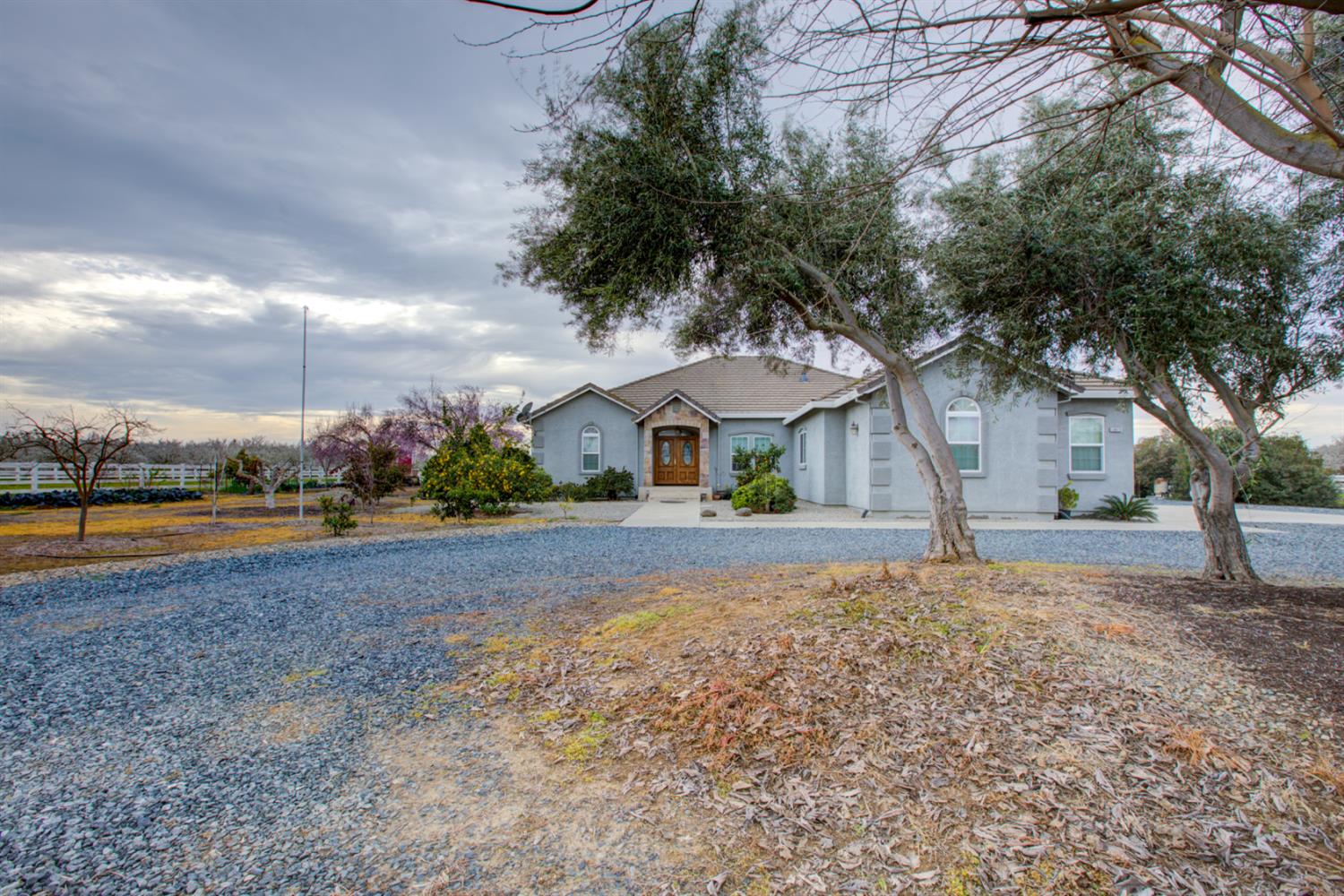 18413 Sycamore Avenue Patterson, CA 95363 - Photo 2 of 98