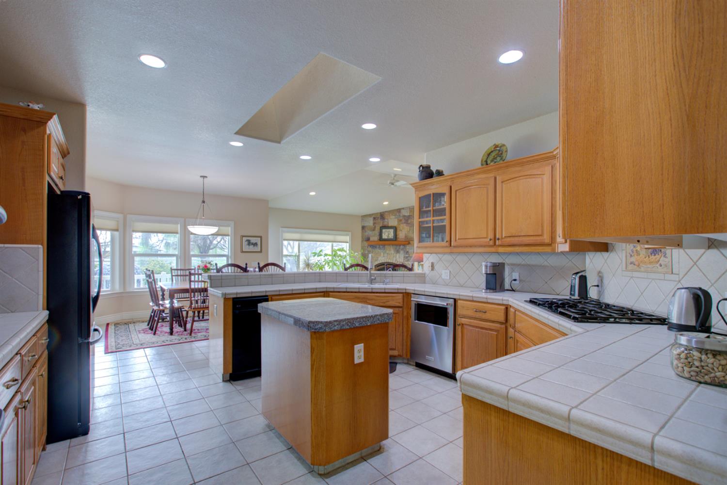 18413 Sycamore Avenue Patterson, CA 95363 - Photo 22 of 98