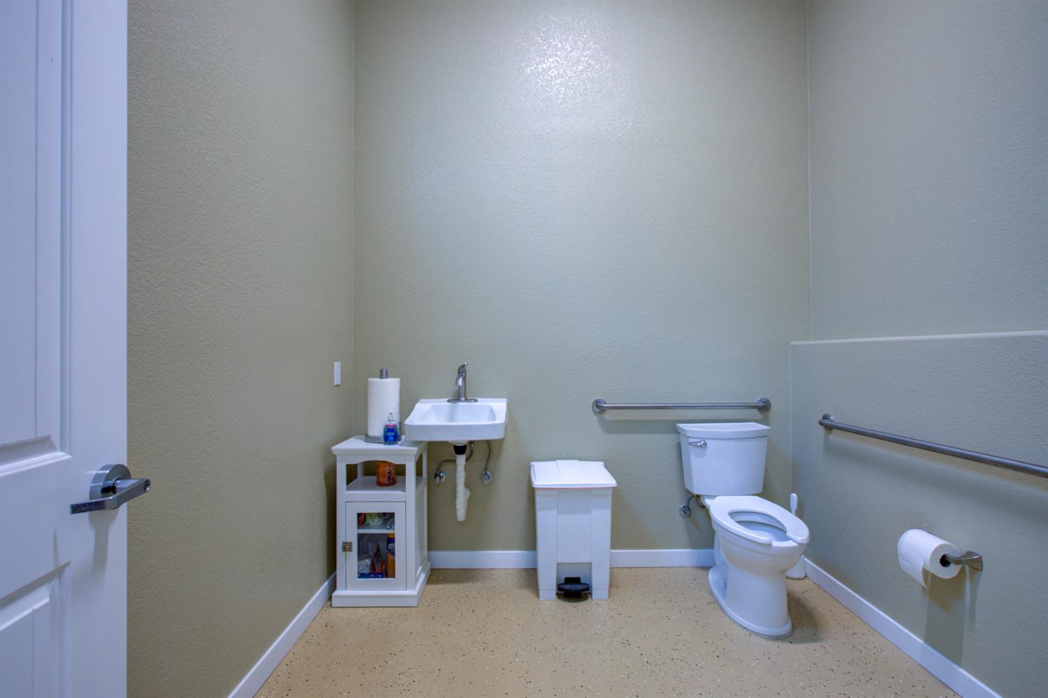 18413 Sycamore Avenue Patterson, CA 95363 - Photo 66 of 98