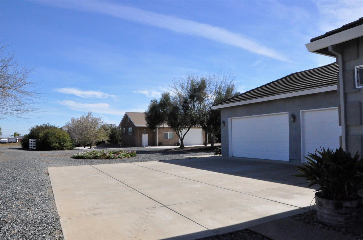 18413 Sycamore Avenue Patterson, CA 95363 - Photo 9 of 98