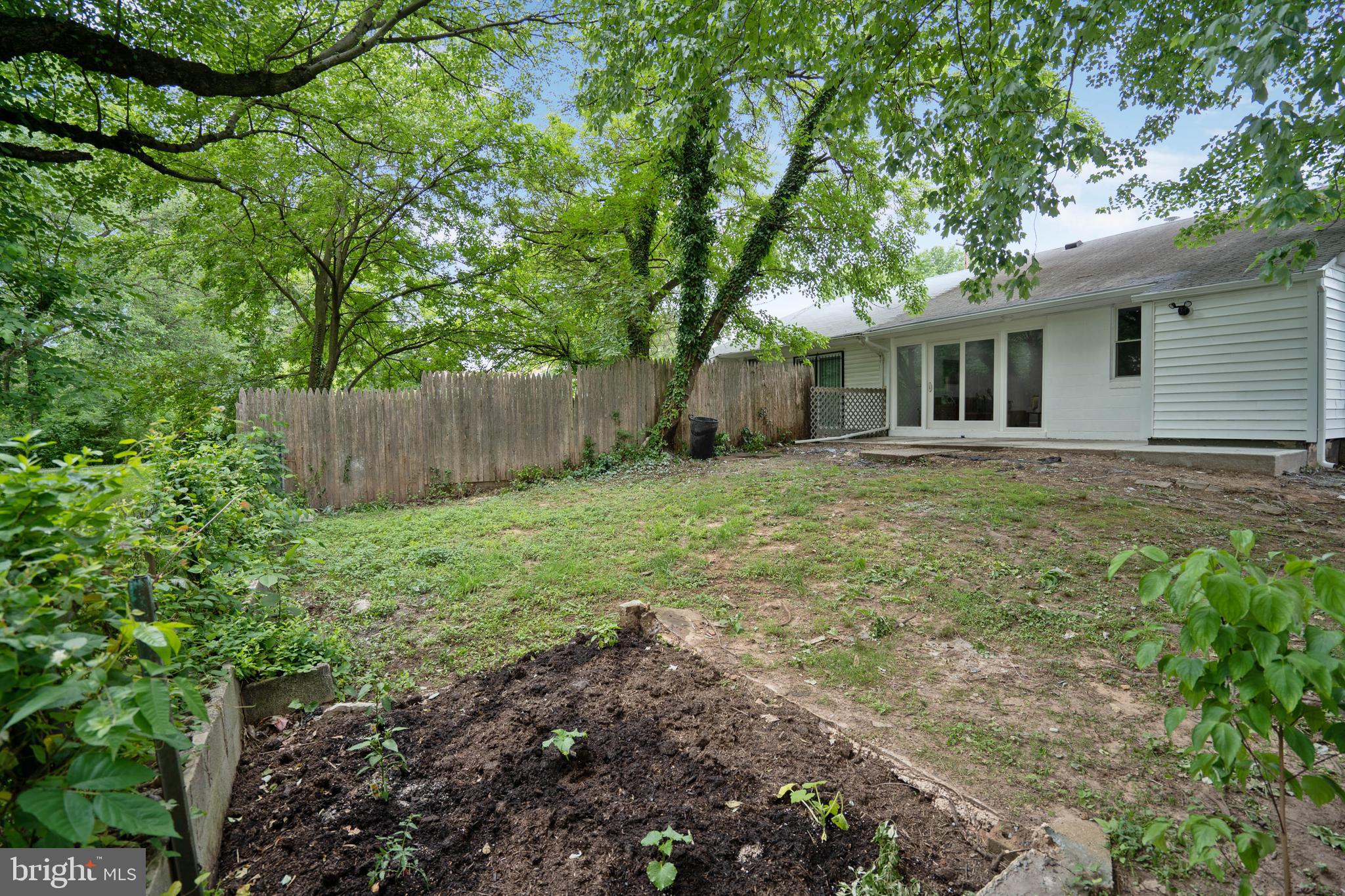 7633 Greenleaf Road Landover, MD 20785 - Photo 33 of 37