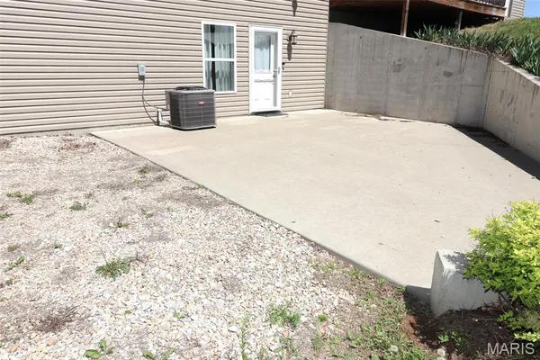 $695,000 | 5704 County Road 262, Auxvasse, MO 65231