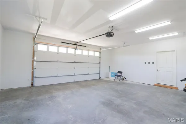 $695,000 | 5704 County Road 262, Auxvasse, MO 65231