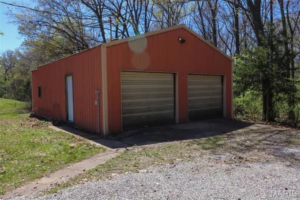 $695,000 | 5704 County Road 262, Auxvasse, MO 65231