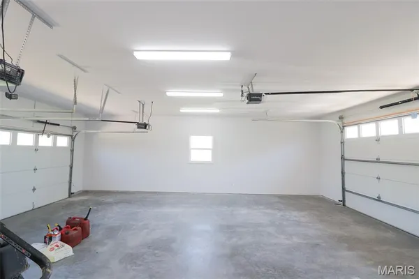 $695,000 | 5704 County Road 262, Auxvasse, MO 65231