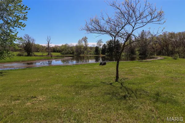 $695,000 | 5704 County Road 262, Auxvasse, MO 65231