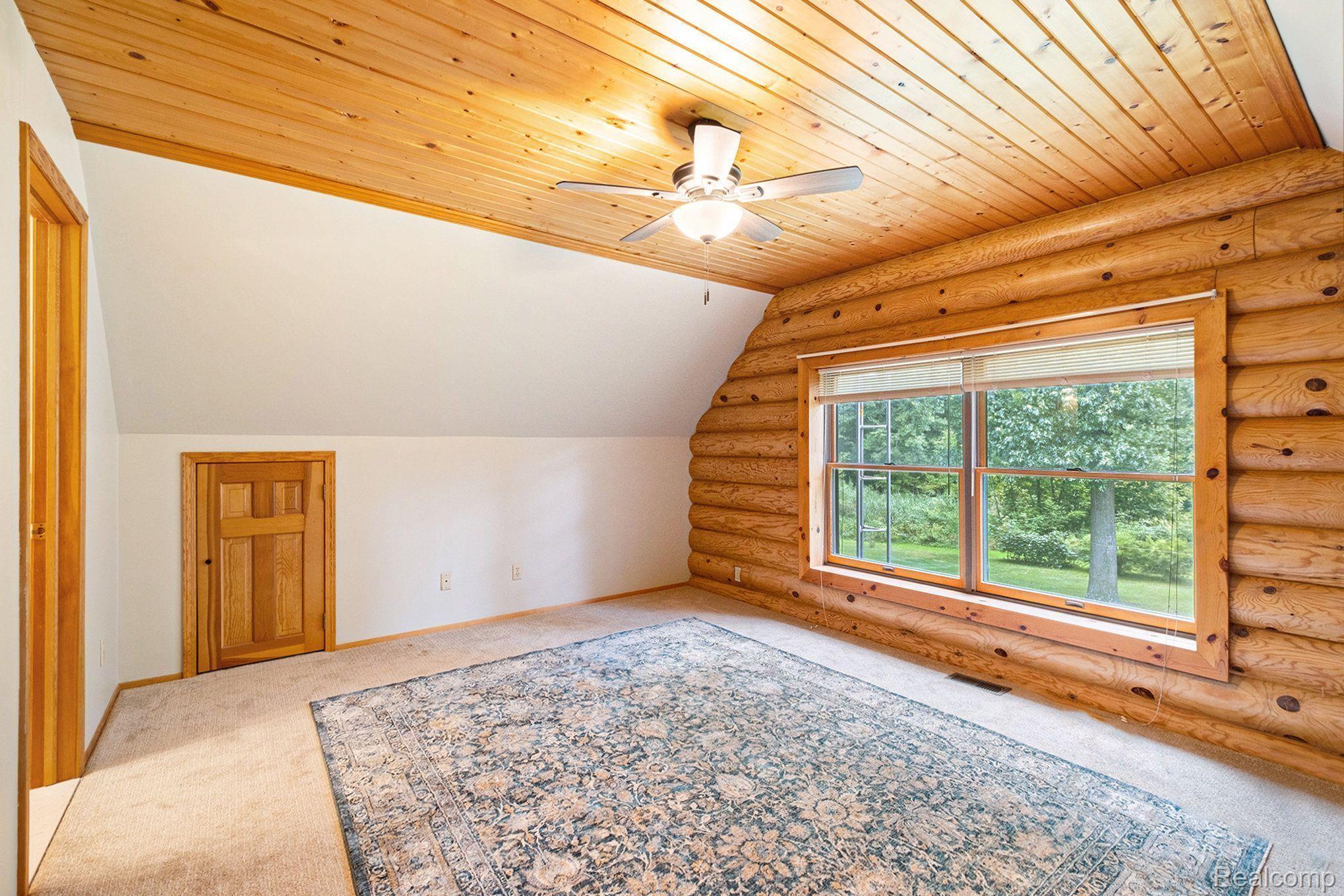 210 Gray Road Lapeer, MI 48446 - Photo 4 of 34 Gallery Image 4