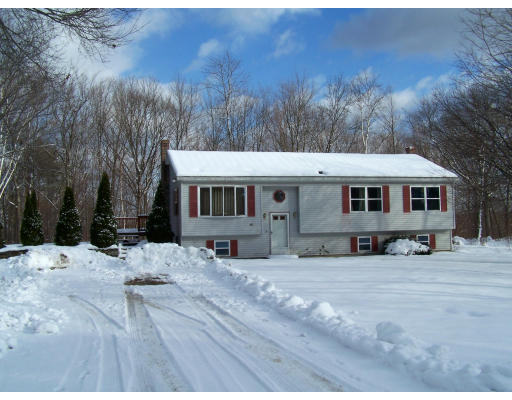 710 Royalston Road Phillipston, MA 01331 - Photo 1 of 25 a view of a house with a yard