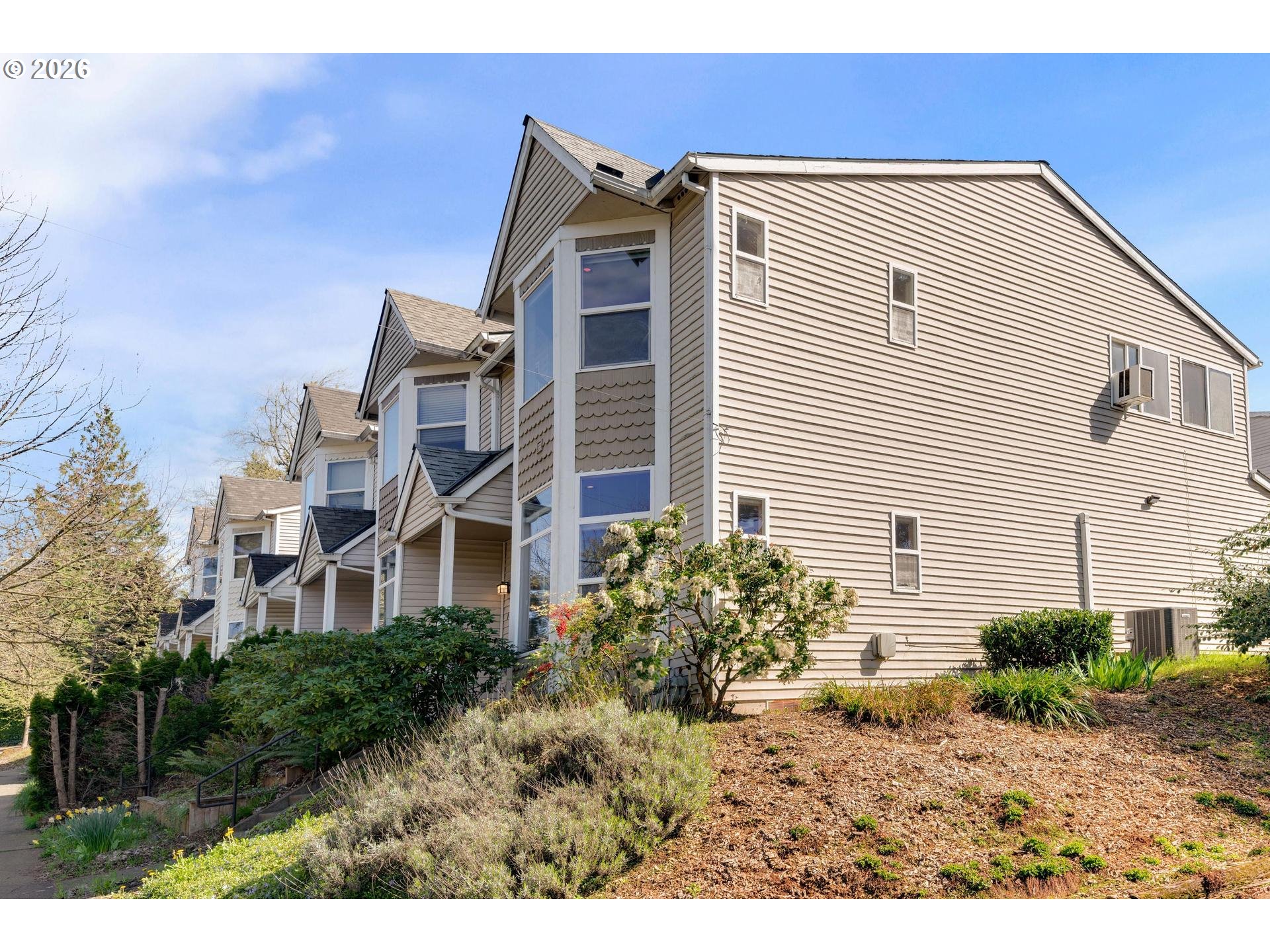 10324 Northeast Fargo Street Portland, OR 97220 - Photo 3 of 38 Exterior
