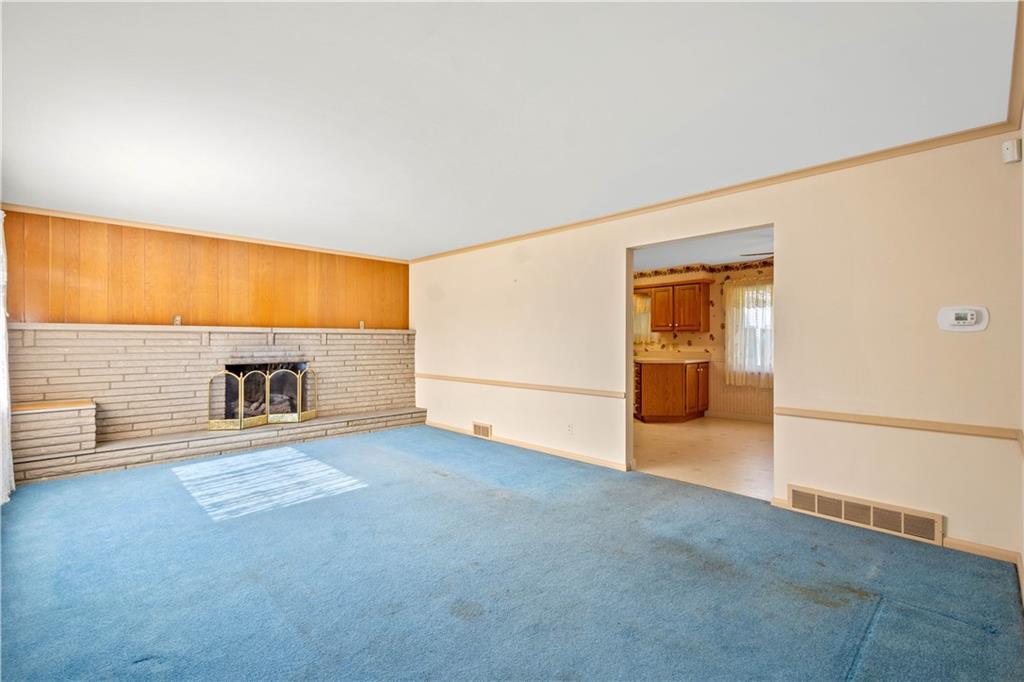 1406 Gringo Road Aliquippa, PA 15001 - Photo 3 of 21 Gallery Image 3
