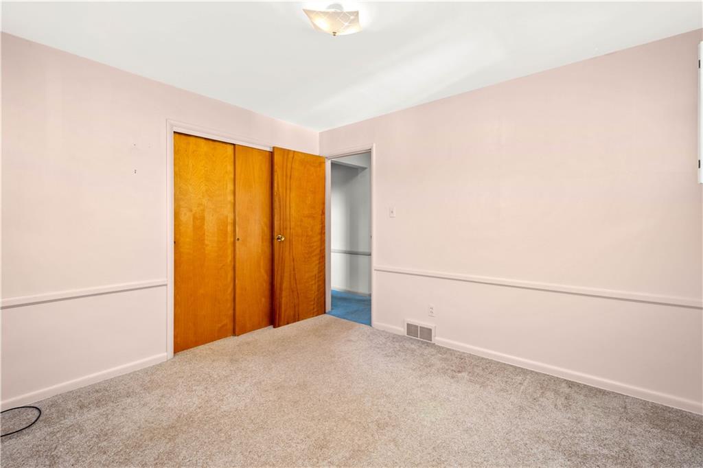 1406 Gringo Road Aliquippa, PA 15001 - Photo 8 of 21 Gallery Image 8