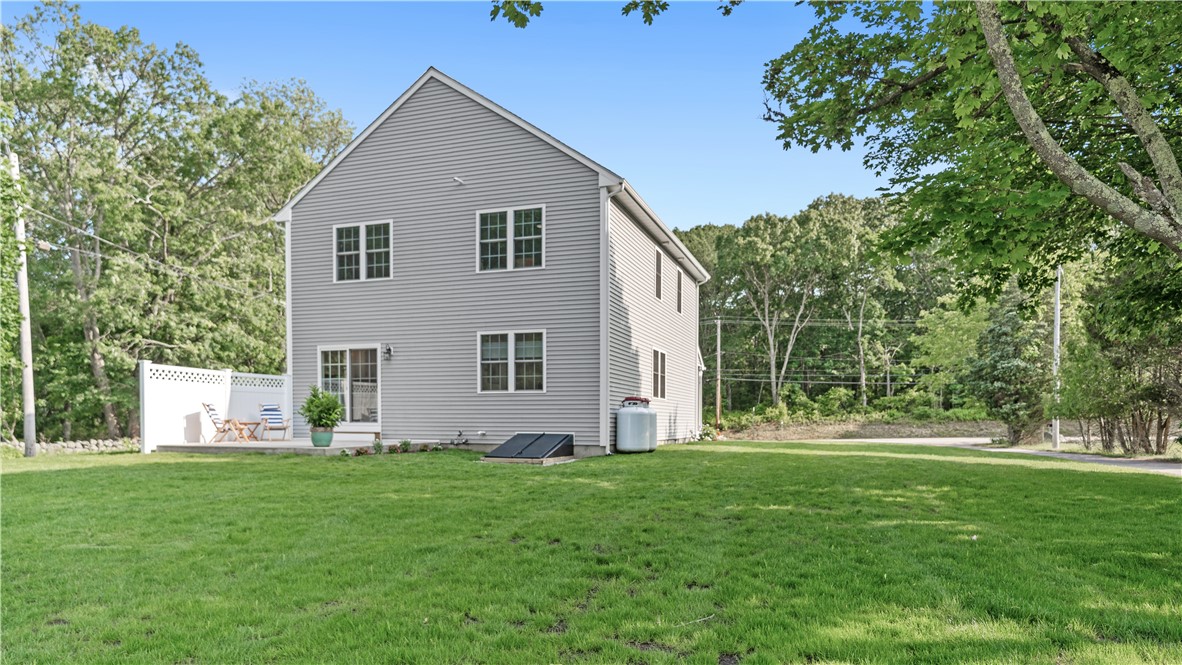 398 Westerly Bradford Road Westerly, RI 02891 - Photo 3 of 50 Gallery Image 3
