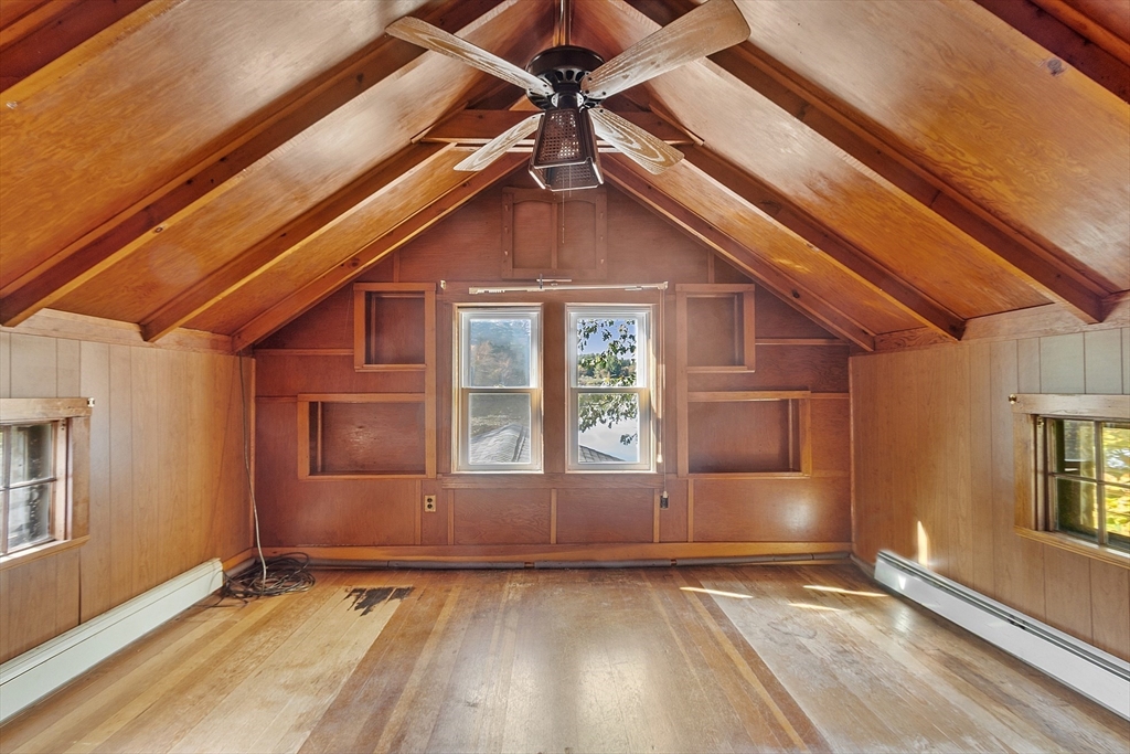 31 South Street Townsend, MA 01469 - Photo 22 of 42 a view of an entrance of the house