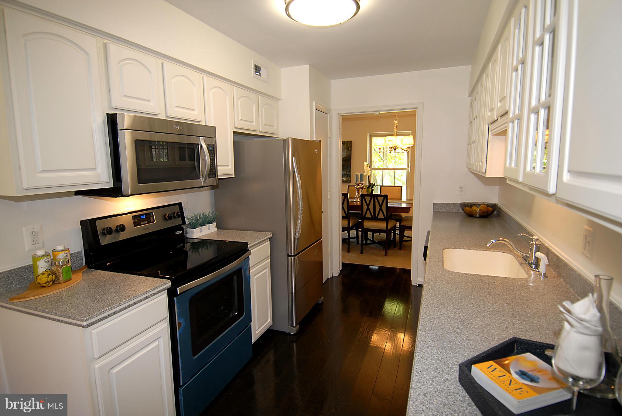 2152 Golf Course Drive Reston, VA 20191 - Photo 15 of 27
