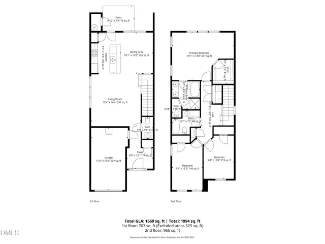 a view of a house with entertaining space