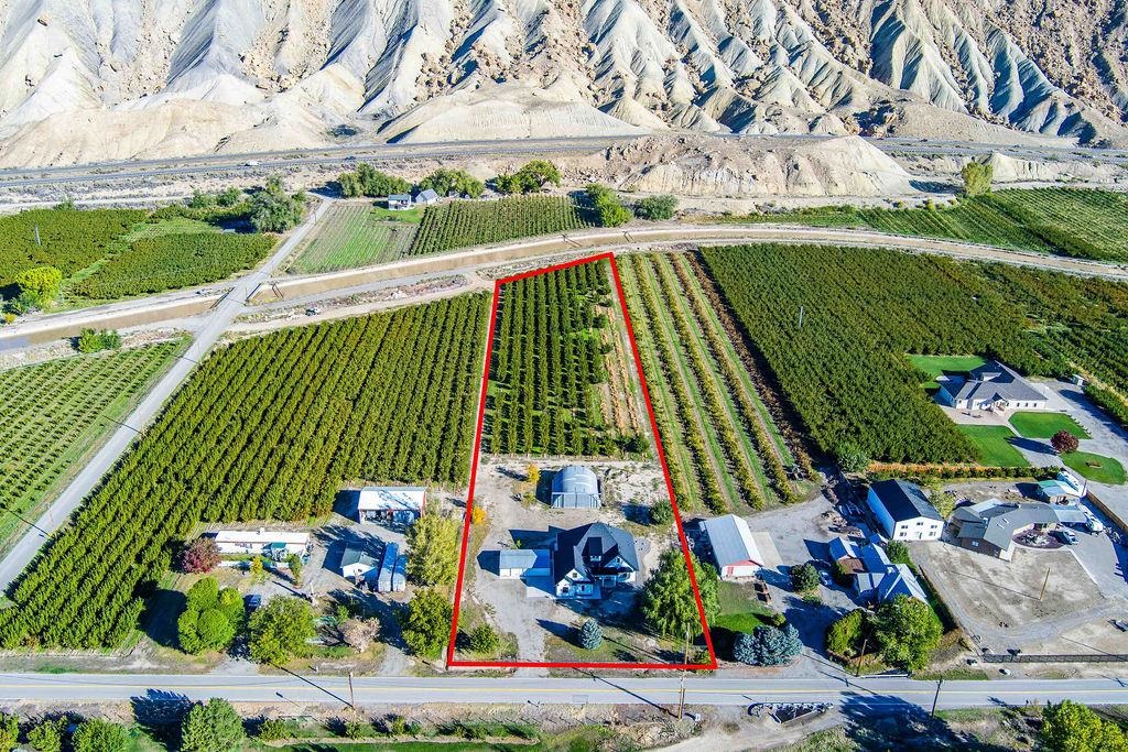 3644 G G 7/10 Road Palisade, CO 81526 - Photo 33 of 42 a view of outdoor space with garden view